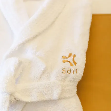 호텔 부티크 4*